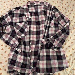 Eddie Bauer Classic Fit Thin Cotton Plaid Button Down Long Sleeve Shirt